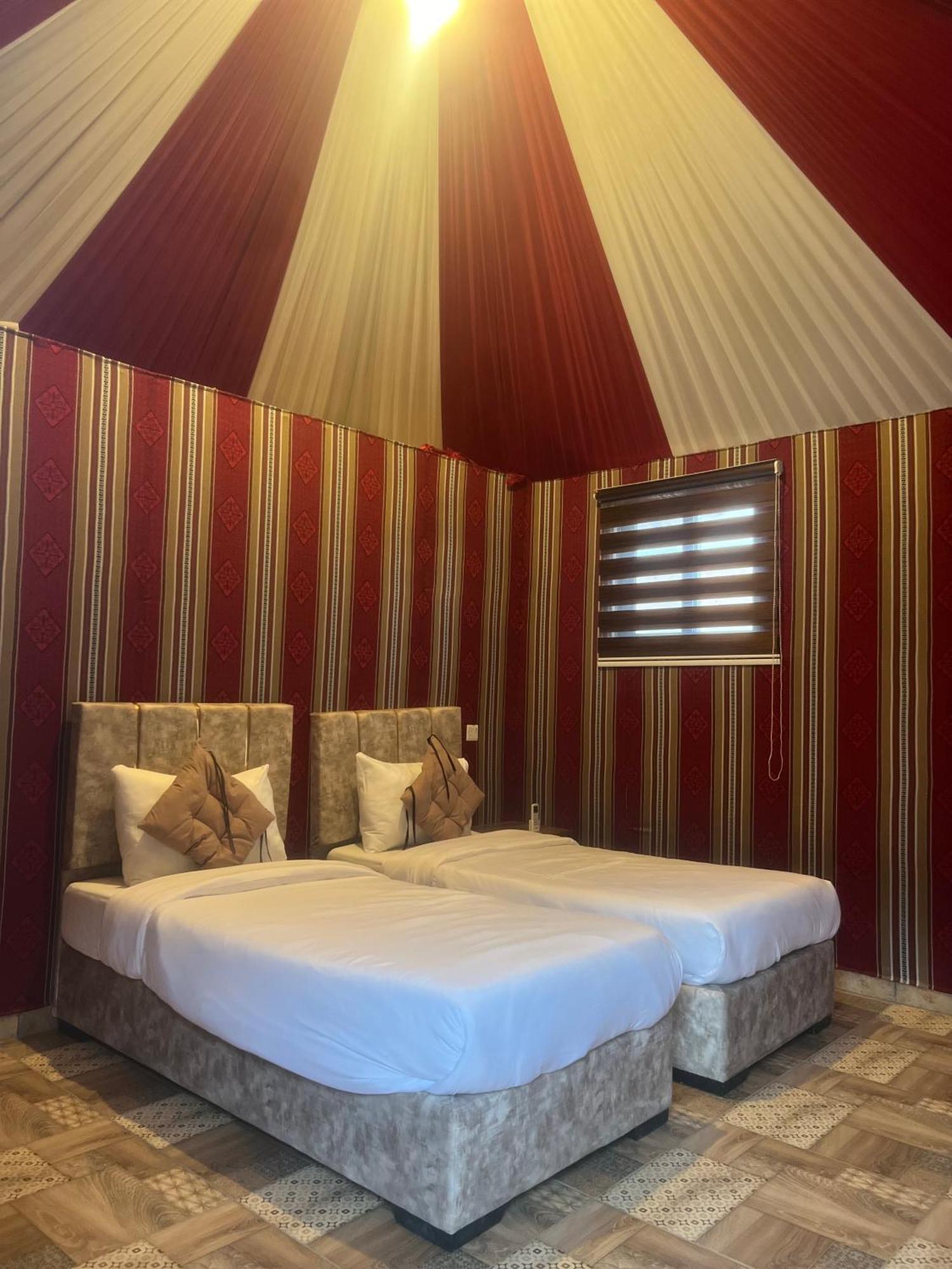 Rum Moon Luxury Camp Wadi Rum Exterior foto